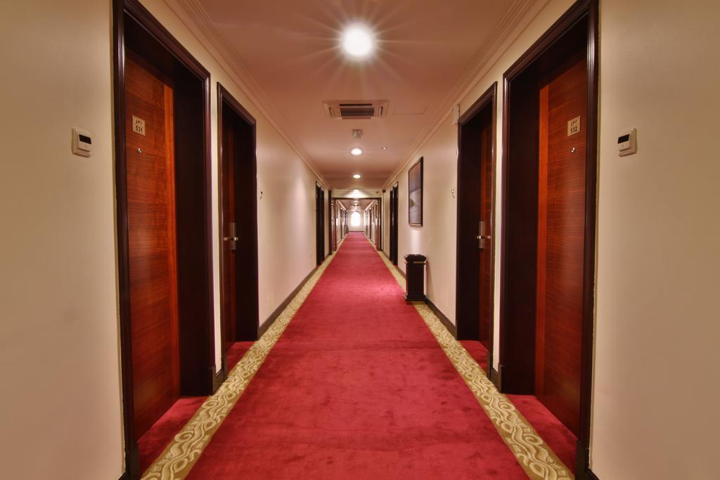 Hotel Majan Continental