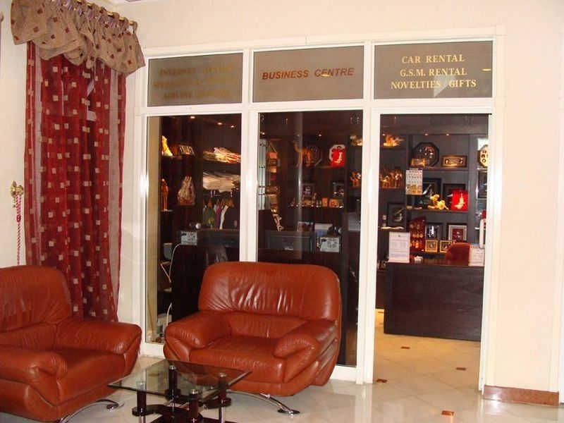 Majan Continental Hotel 4*
