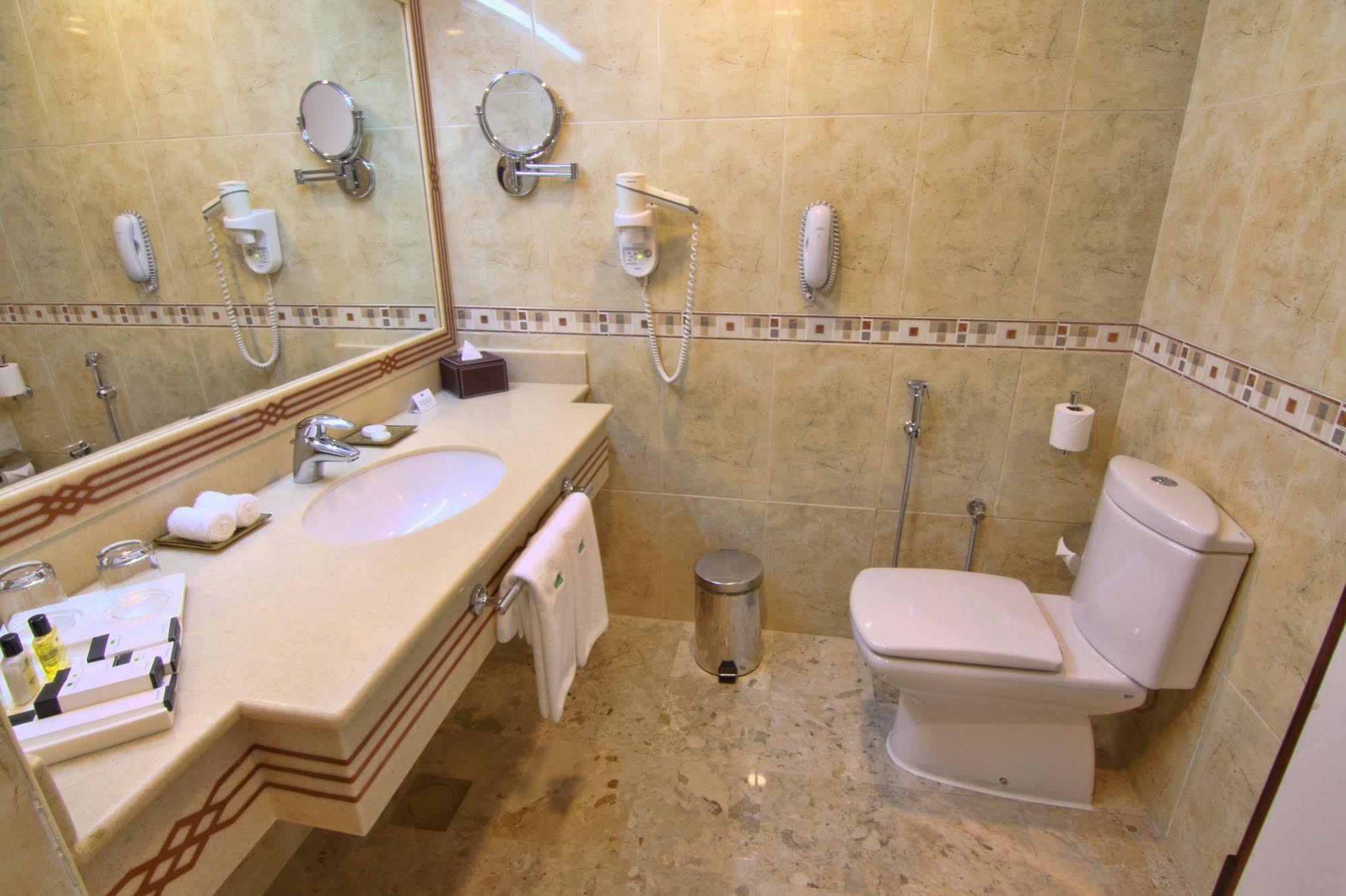 Majan Continental Hotel