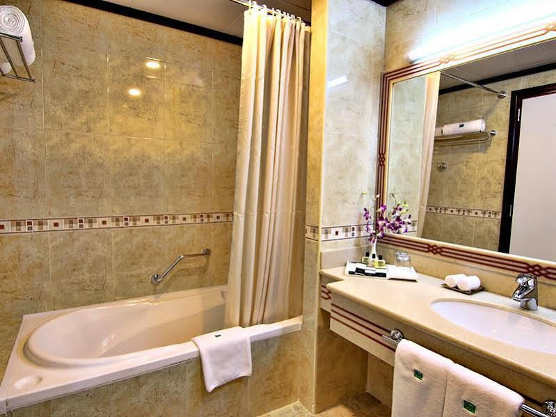 Majan Continental 4*