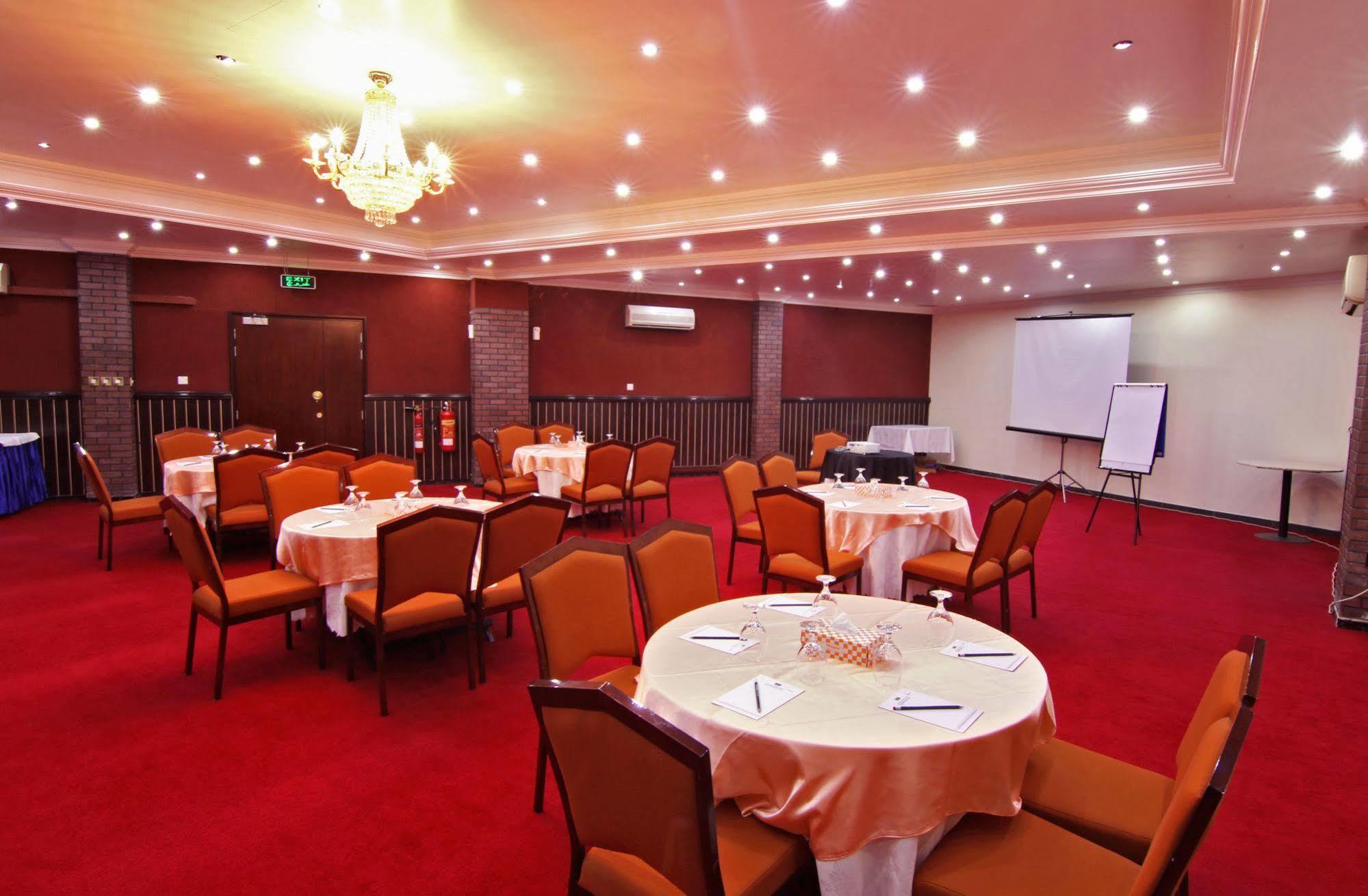 Majan Continental Hotel